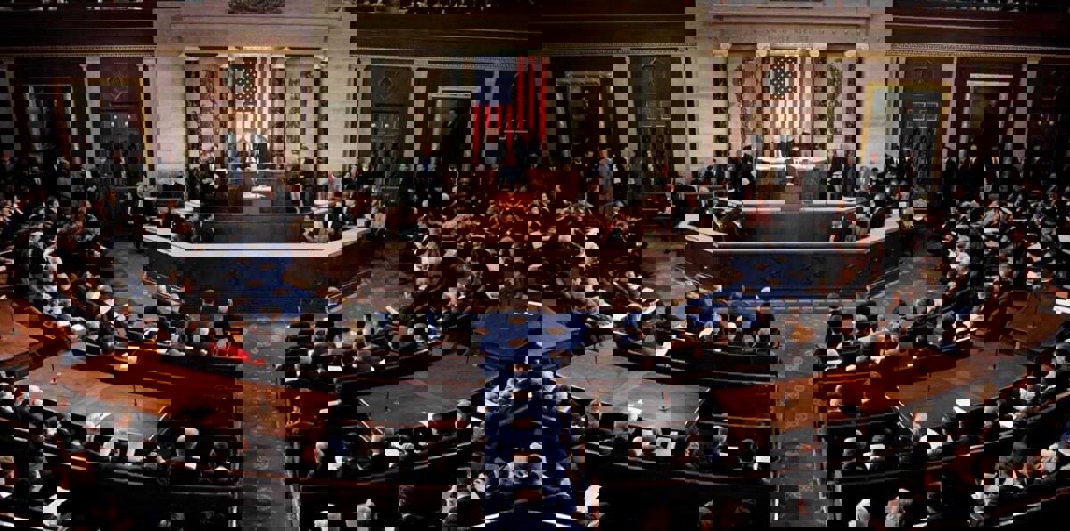 كيف ضغط الكونغرس على إدارة بايدن لرفع سلاح العقوبات ضد روسيا؟