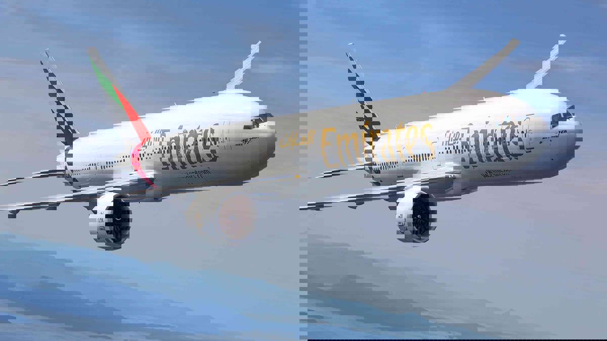 رئيس طيران الإمارات يؤكد العودة للربحية في أكتوبر