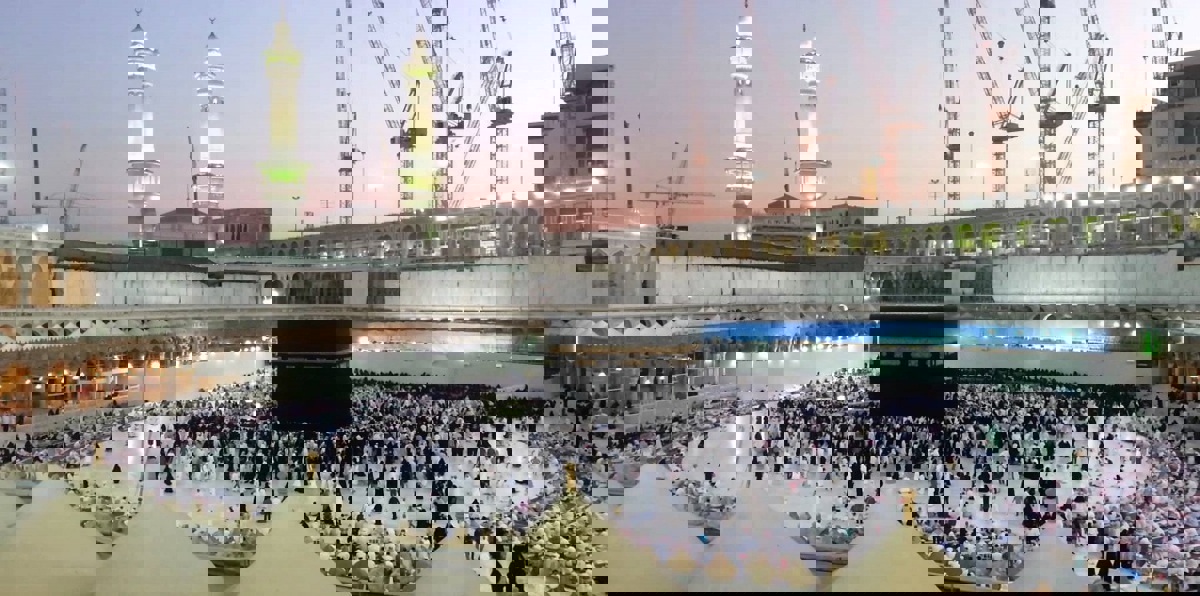 الملك سلمان يتكفل بحج 250 من أسر قتلى الجيش السوداني باليمن‎