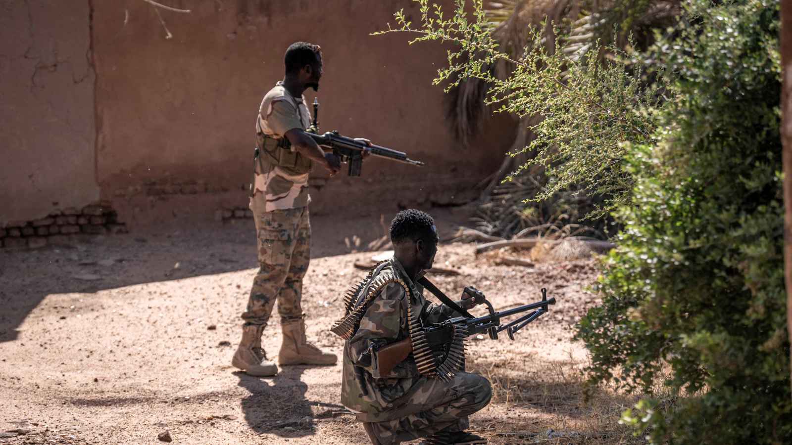 اعتقالات وقتل وإعدامات.. جيش البرهان "يفتك" بالمدنيين في السودان