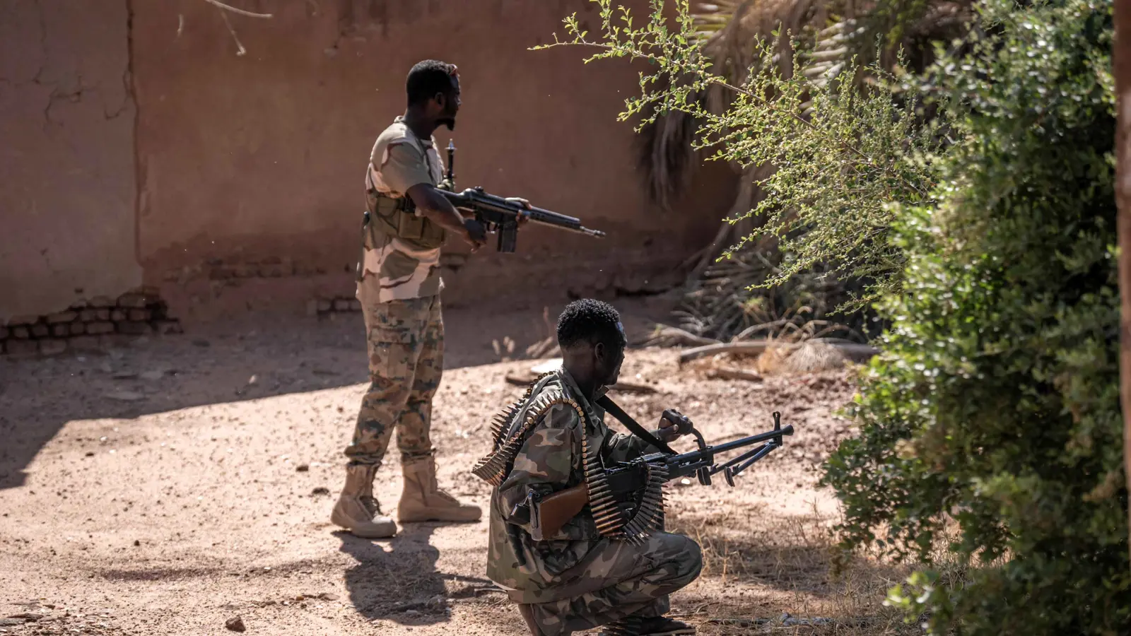 اعتقالات وقتل وإعدامات.. جيش البرهان "يفتك" بالمدنيين في السودان