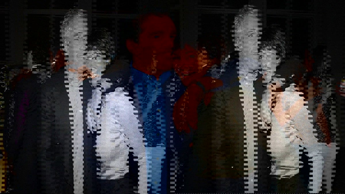 مفاجأة بقضية جيفري إبتساين: مقاطع إباحية لسياسيين أمريكيين مع قاصرات