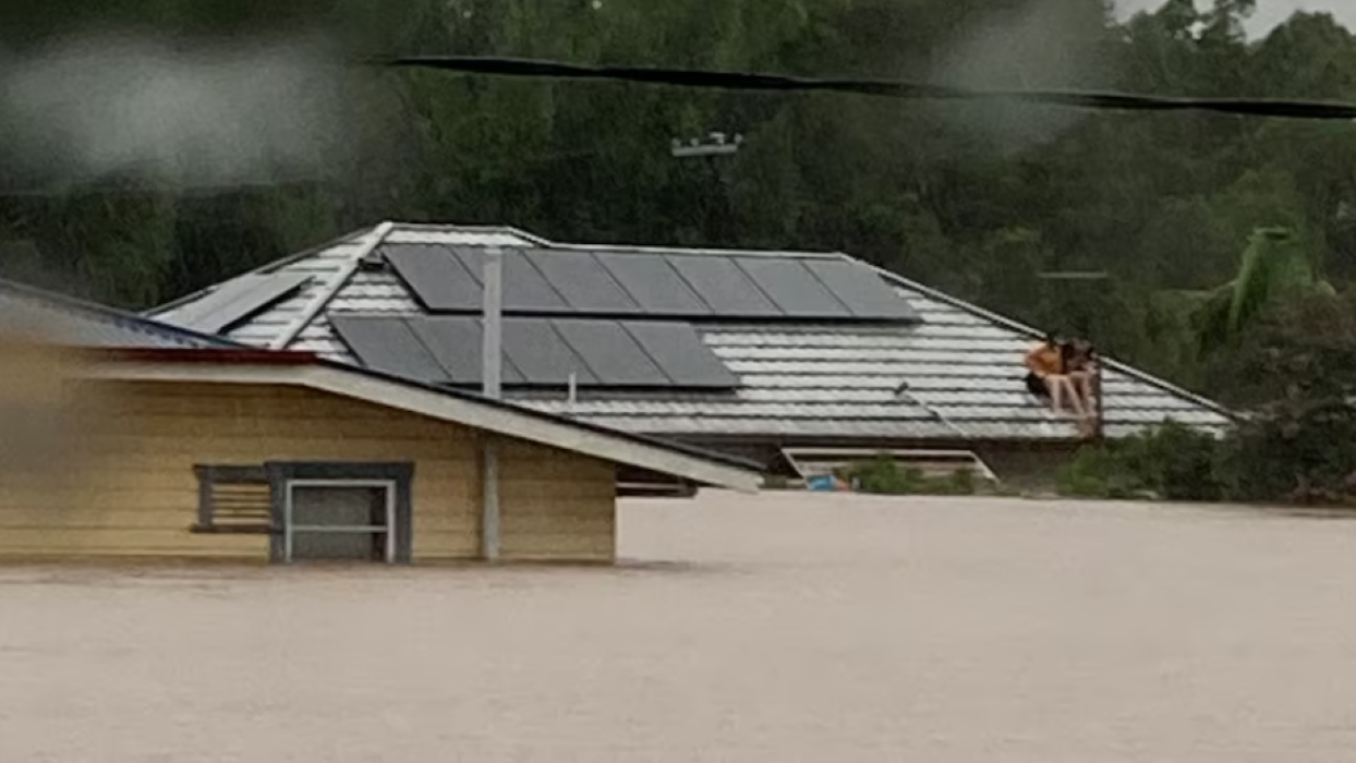 السكّان فرّوا إلى الأسطح.. عاصفة مفاجئة تُغرق بلدات أسترالية (فيديو)