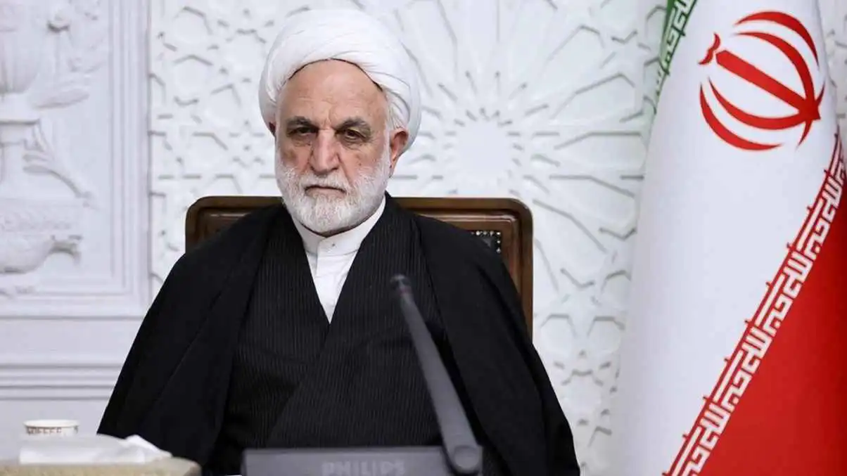 مسؤول إيراني: مستعدون للتفاوض وفق "الأصول"