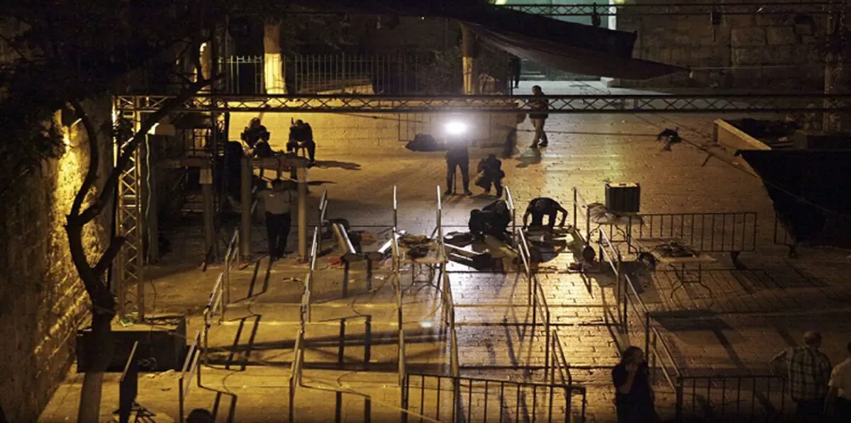 إسرائيل تشرع بإزالة البوابات الإلكترونية من "الأقصى" وتستبدلها بالكاميرات الذكية (فيديو وصور)