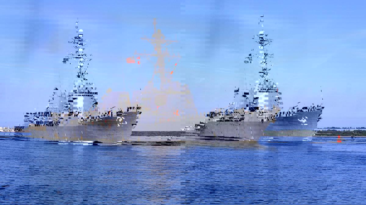 أمريكا تحذر السفن التجارية من هجمات إيرانية محتملة في الشرق الأوسط‎