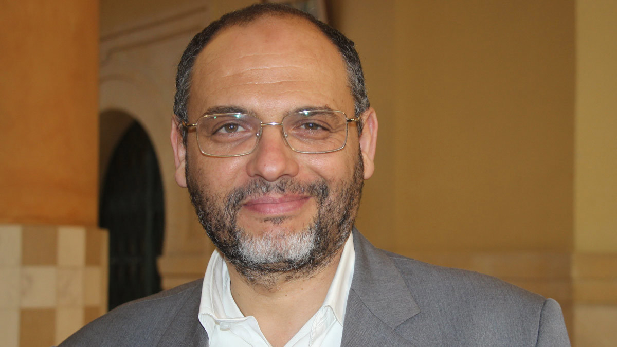 تونس.. قيادي بارز في "النهضة" يعلن استقالته ويطالب الغنوشي باعتزال السياسة