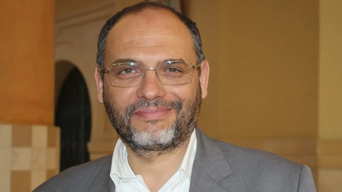 تونس.. قيادي بارز في "النهضة" يعلن استقالته ويطالب الغنوشي باعتزال السياسة