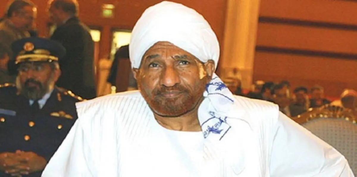 بعد عامين ونصف العام.. زعيم حزب الأمة السوداني يعود للخرطوم