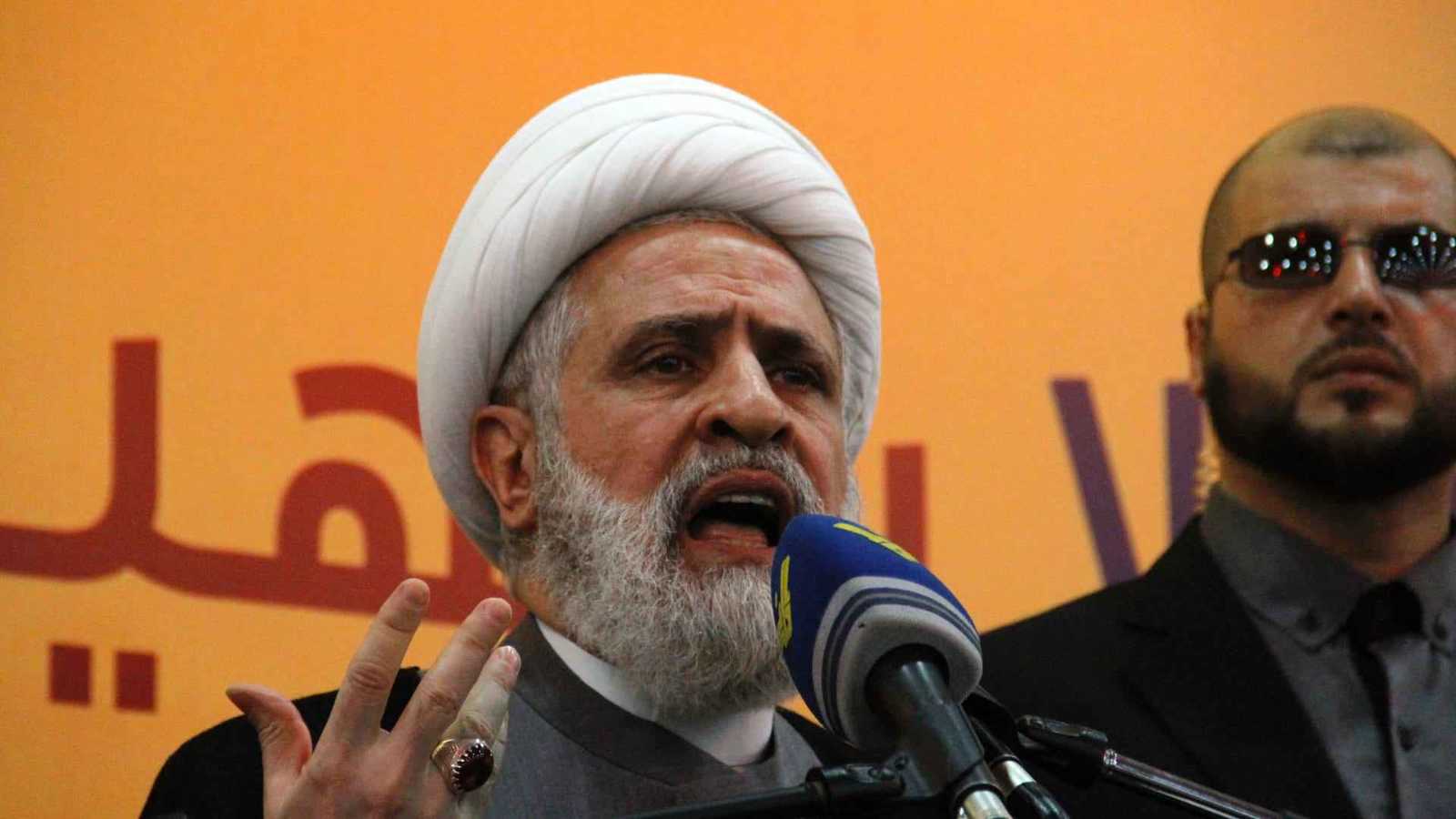 بعد تهديده بـ"مواجهة كربلائية".. هل يجر حزب الله لبنان إلى حرب جديدة؟