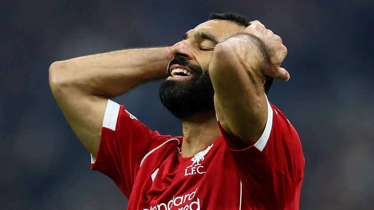 نظرة في مرآة الملك.. لماذا انهار مستوى محمد صلاح؟