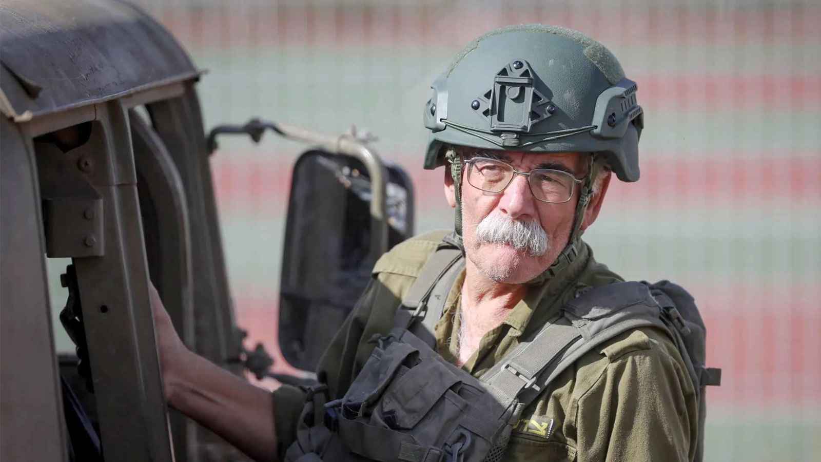 قٌُتل برصاص حزب الله.. ماذا كان يفعل المؤرخ الإسرائيلي إيرليخ بجنوب لبنان؟