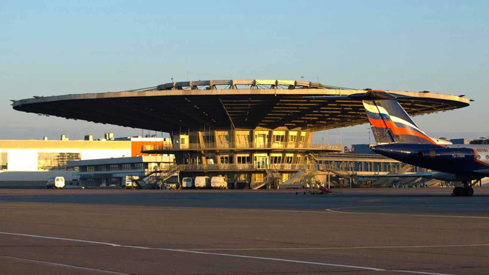 إلغاء 60 رحلة جوية بأكبر مطارات روسيا إثر هجوم إلكتروني