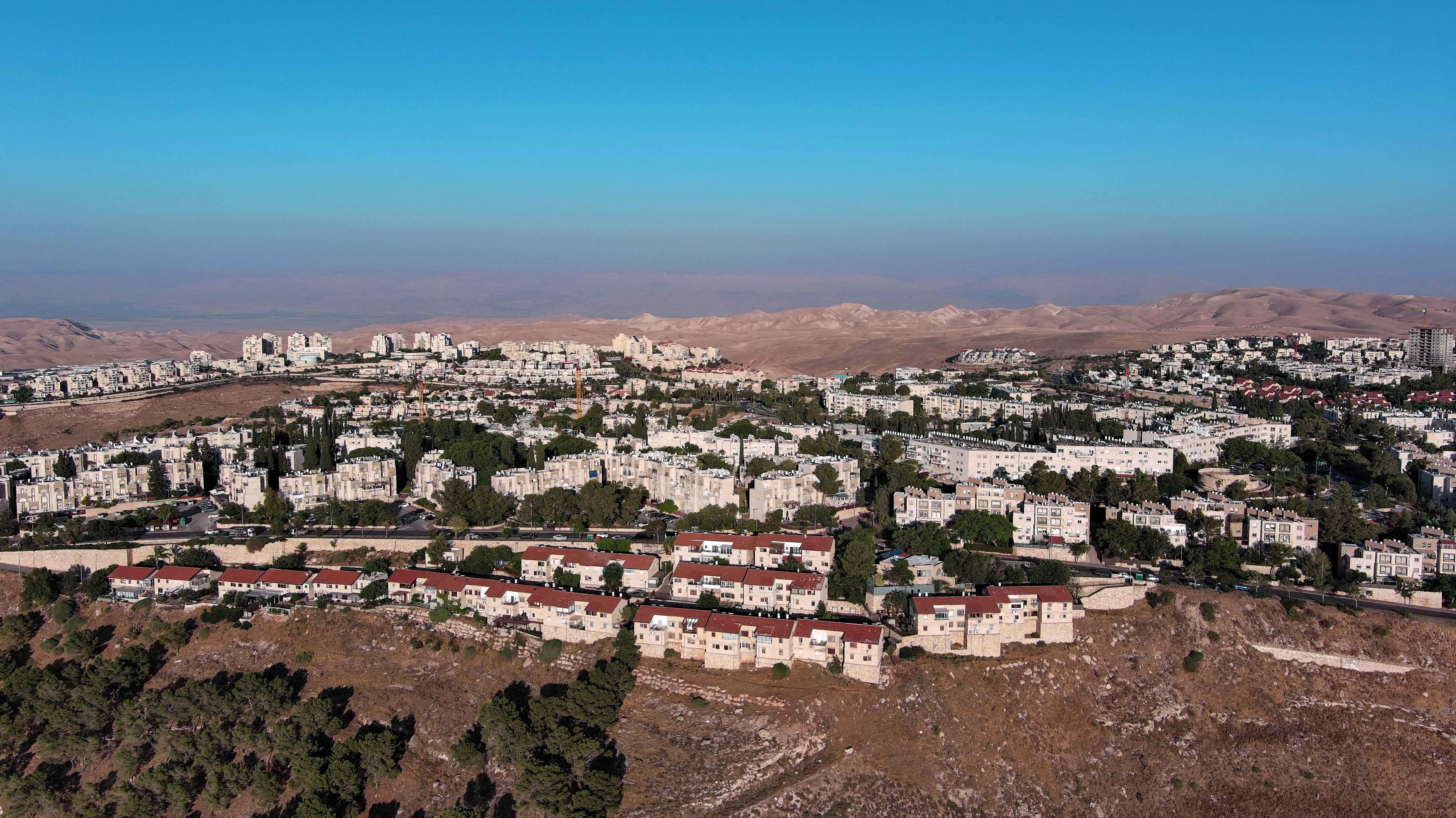 إسرائيل تعتزم إقامة 5 مستوطنات جديدة في الضفة الغربية