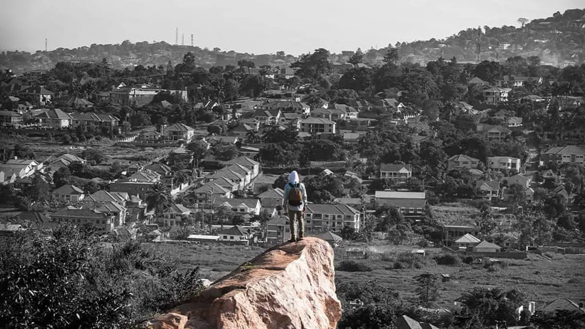 غيث الإماراتي يكشف لأول مرة سبب إخفاء وجهه في حلقات "قلبي اطمأن" 