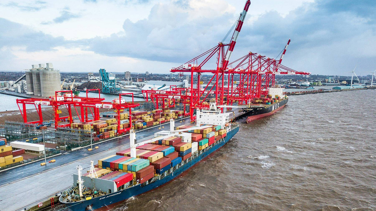 بريطانيا تعتزم إقامة ما يصل إلى 10 موانئ حرة