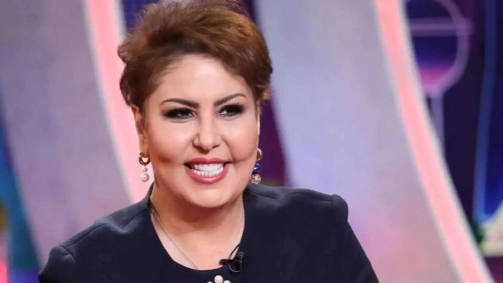 فجر السعيد تكشف تطورات "مقلقة" عن حالتها الصحية