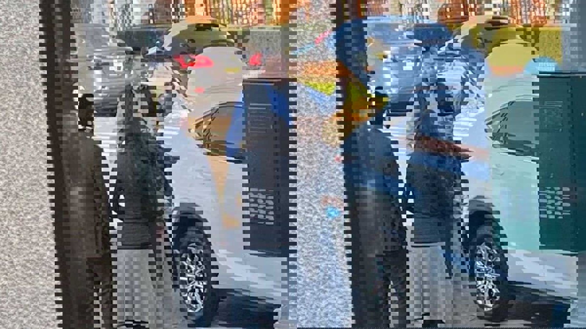 ما قصة الشاب اللبناني الذي أحدث صدمة داخل مجتمع اليهود "الحريديم" في نيويورك؟