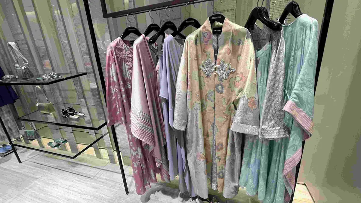 العلامات التجارية تتزاحم على تقديم مجموعات الأزياء الرمضانية