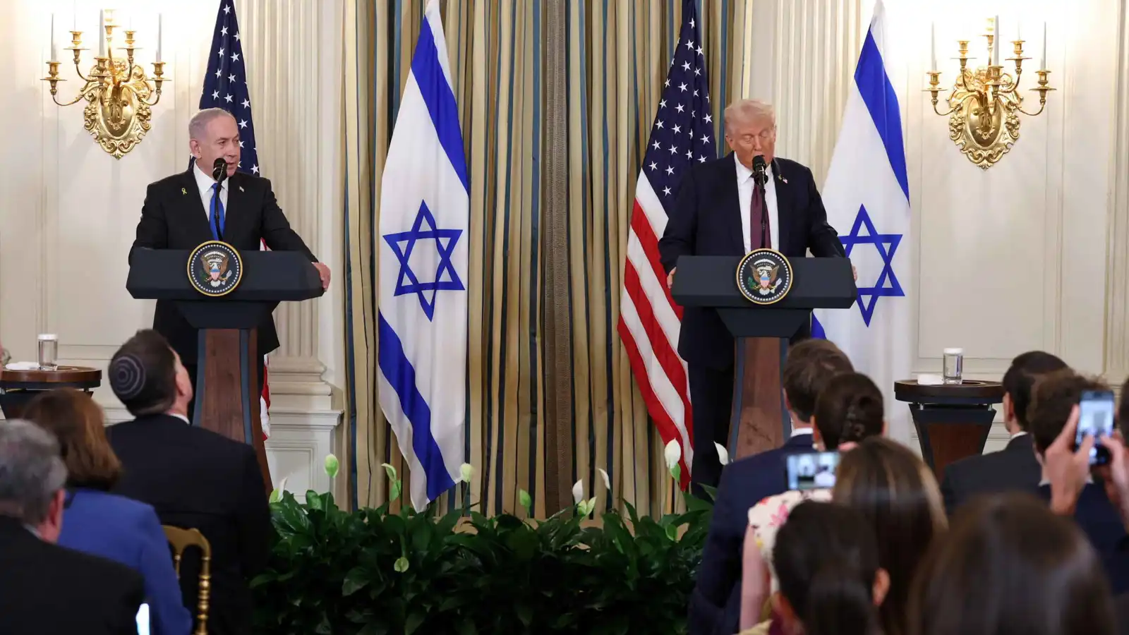 إنهاء الحرب وتشكيل "مجلس السلام".. ترامب يعلن تفاصيل خطته لغزة