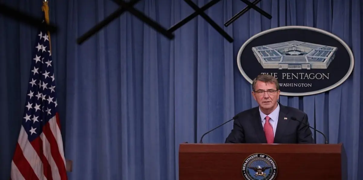 البنتاغون يهدد الحوثيين برد انتقامي على استهداف مدمرة  على سواحل اليمن