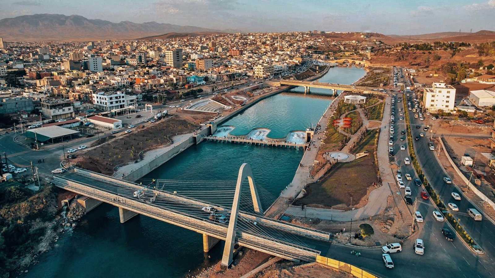 دمى تجلب الشهرة لمدينة عراقية منسية رغم تاريخها العريق (فيديو)