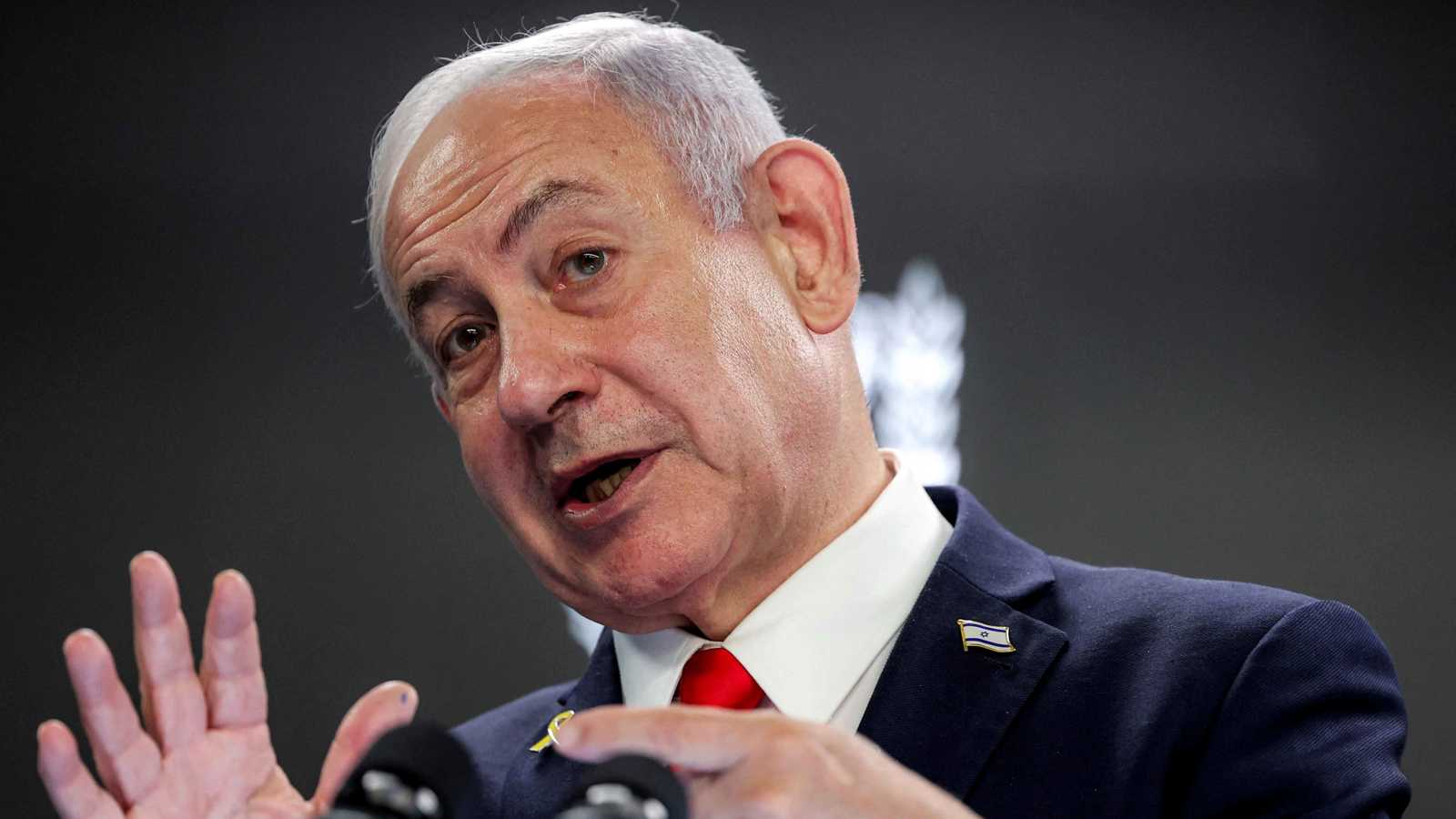 اشترط "تحديد المكان".. قراران متناقضان من نتنياهو بشأن مفاوضات غزة