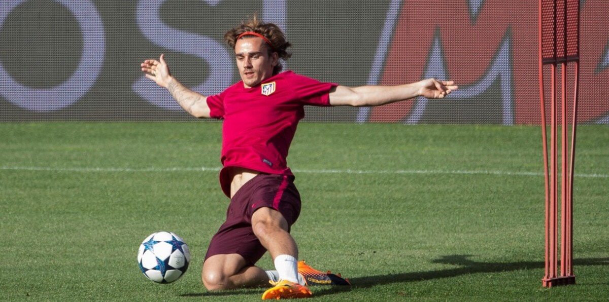 غريزمان يؤكّد اقترابه من الانتقال لصفوف مانشستر يونايتد