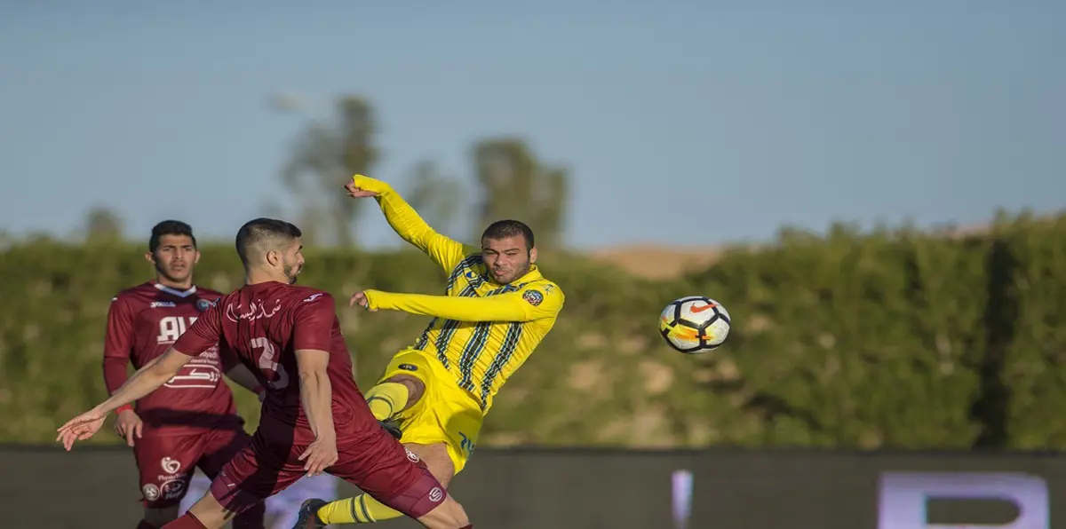 وكيل عماد متعب يعترف بمفاوضات نادي الزمالك المصري