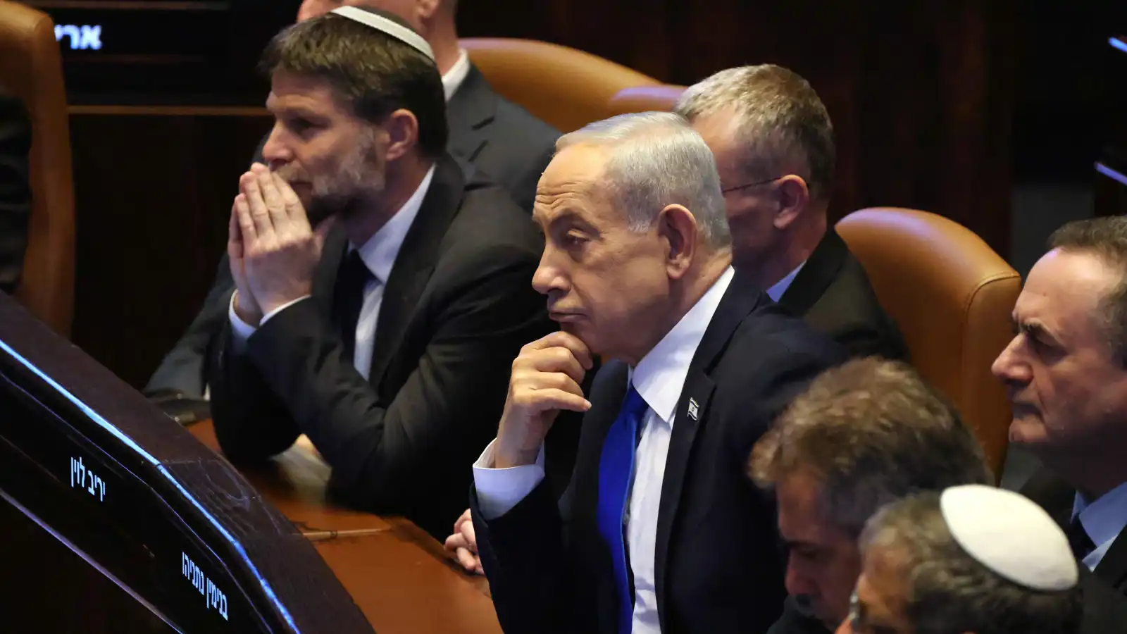 صحيفة عبرية: نتنياهو فقد السيطرة على تمرد الحزب الإسرائيلي الحاكم
