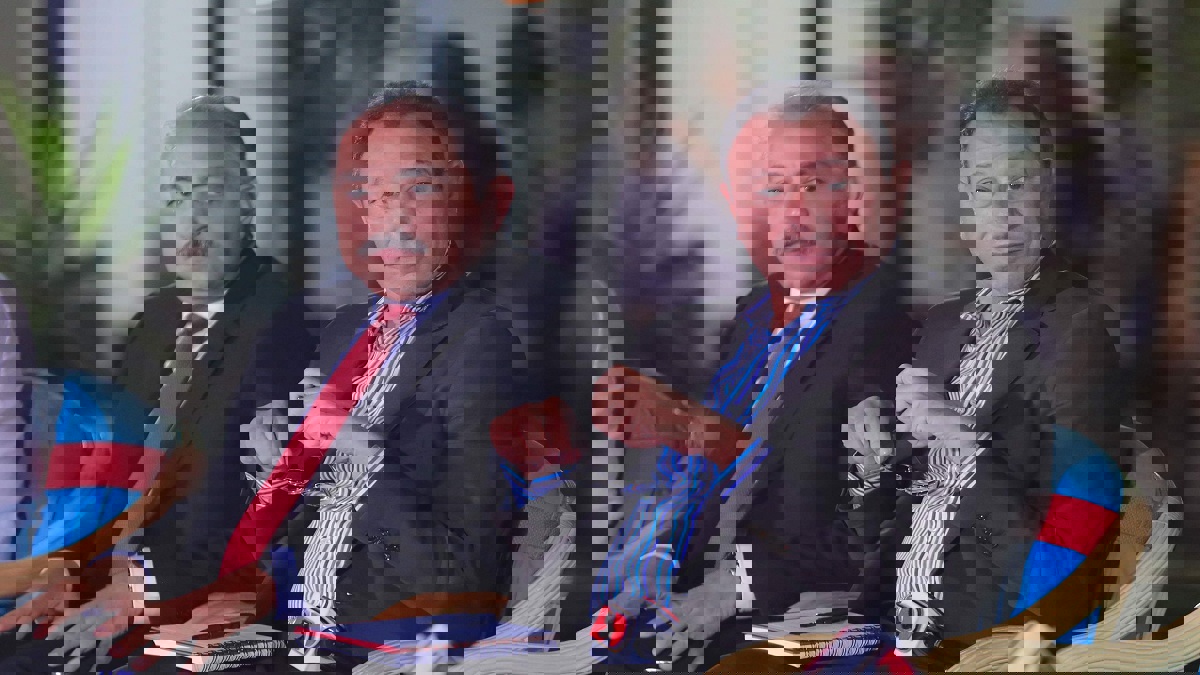 العامري فاروق نائب رئيس الأهلي المصري يرد على أنباء خلافه مع محمود الخطيب (شاهد)