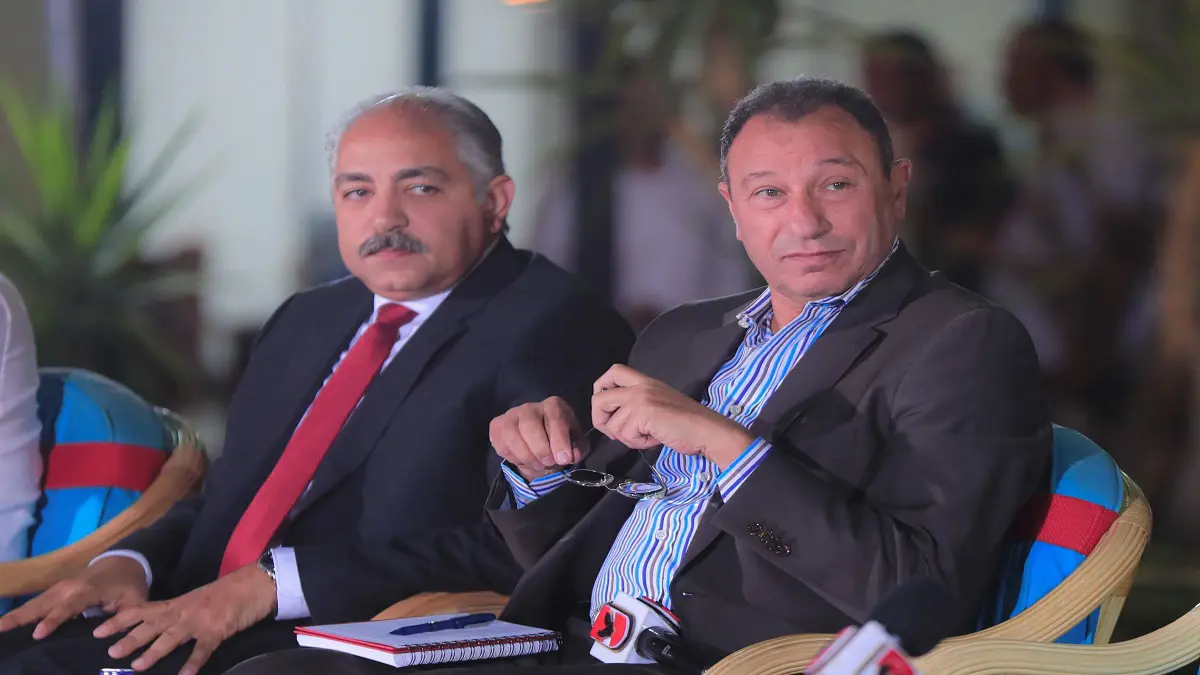 العامري فاروق نائب رئيس الأهلي المصري يرد على أنباء خلافه مع محمود الخطيب (شاهد)