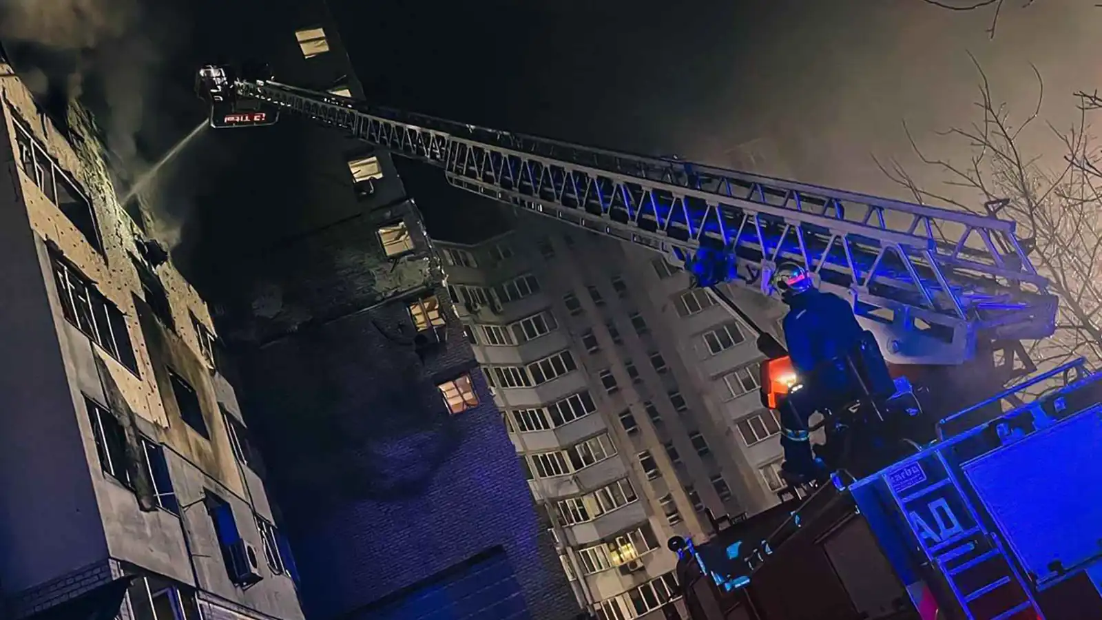 أوكرانيا.. انقطاعات واسعة بالتيار الكهربائي بعد غارات روسية (فيديو)