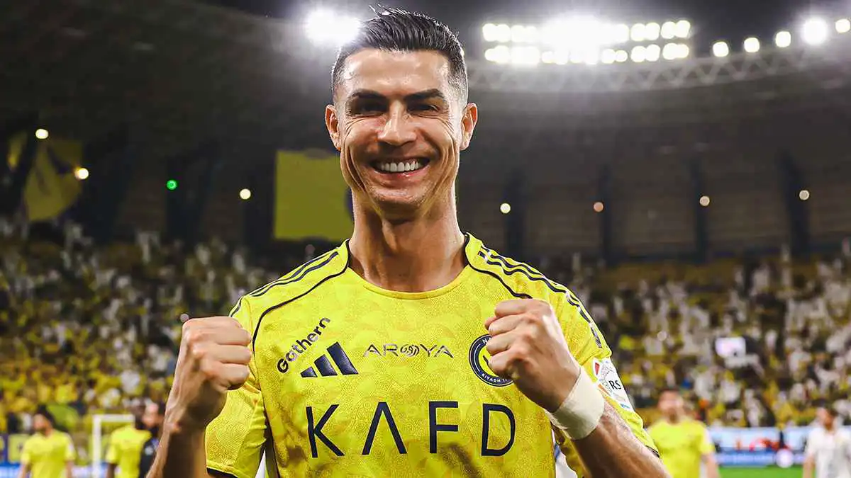 سيناريو خيالي.. ماذا يحتاج رونالدو لتسجيل هدفه الـ1000 في نهائي كأس العالم؟