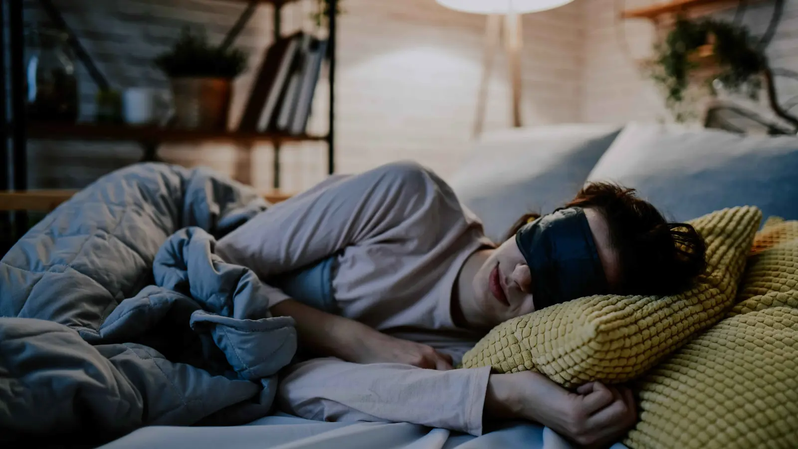 احذر "التفكير المفرط".. طرق لاستعادة النوم المفقود