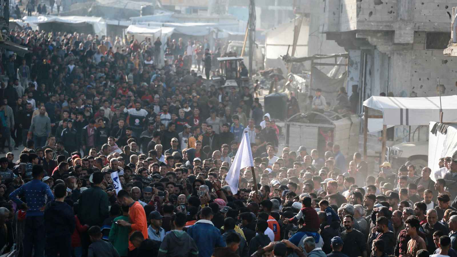 بيت لاهيا تنتفض.. تجدد المظاهرات المطالبة بإنهاء حكم حماس لغزة (فيديو)