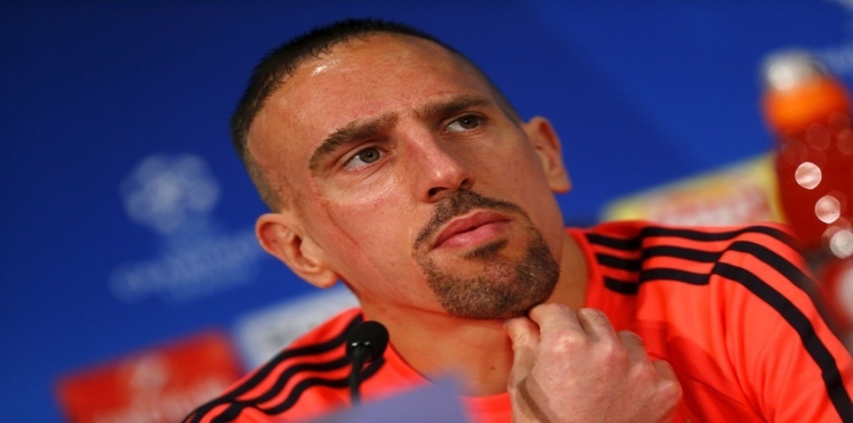 ديشان يستبعد مشاركة ريبيري مع فرنسا في يورو 2016