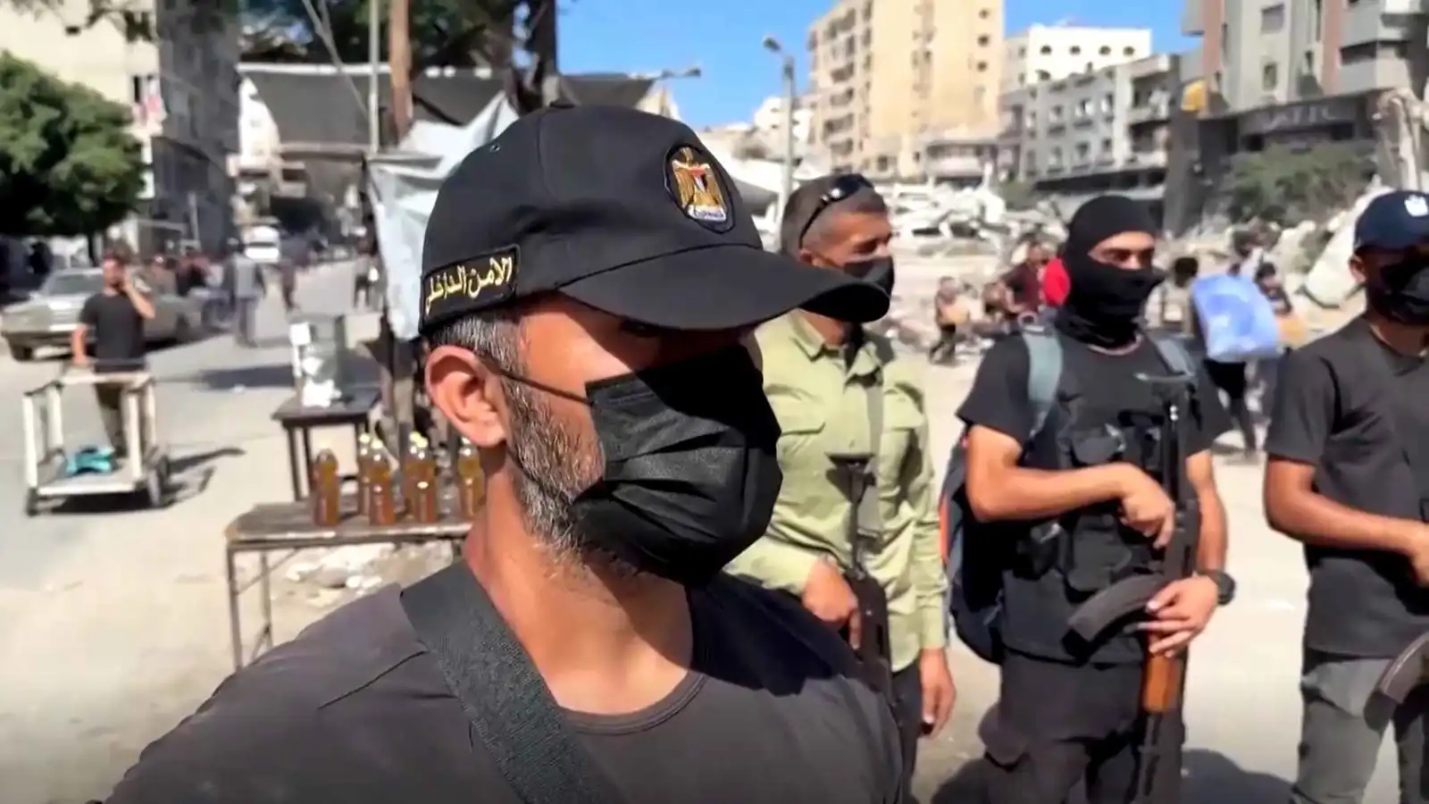 مصادر أمنية تكشف تسليم بعض مسلحي الميليشيات أنفسهم في غزة