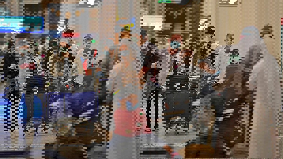 أبوظبي تلغي "الحجر الصحي" للمطعمين القادمين من الخارج