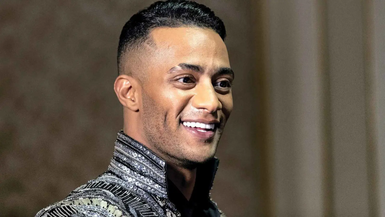 "البطولة للناس".. تفاصيل البرنامج الجديد لمحمد رمضان (فيديو)