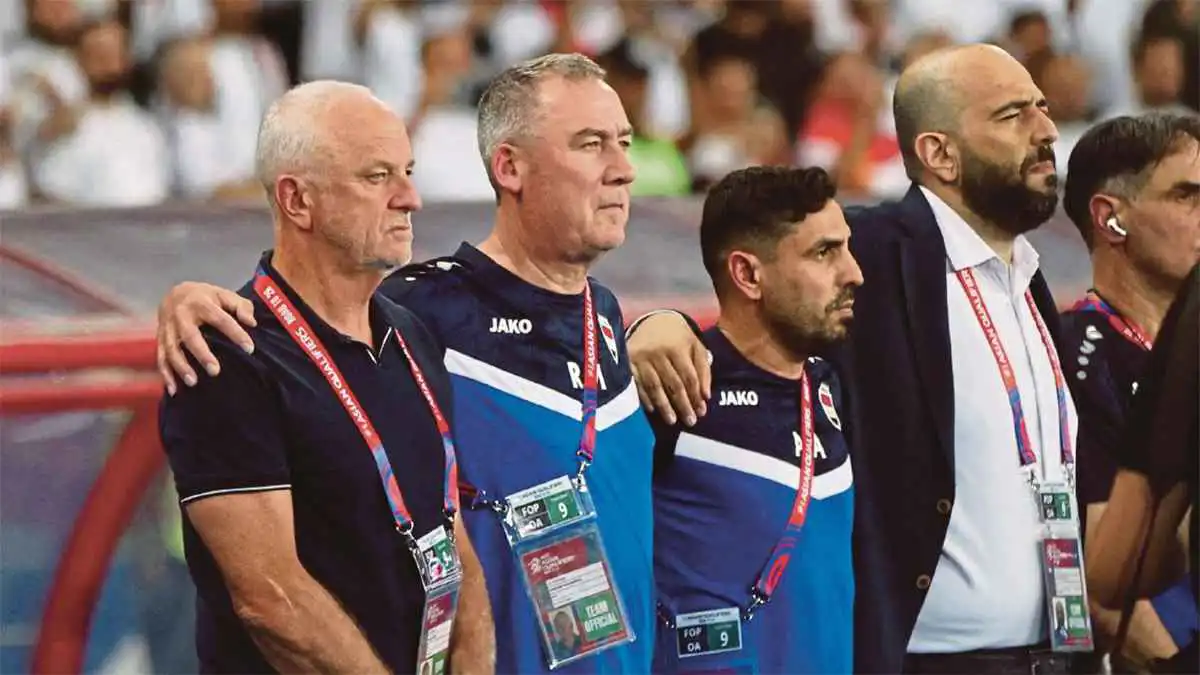 مدرب العراق يفجر مفاجأة: فيفا قد يختار هذا المنتخب بدلا من إيران