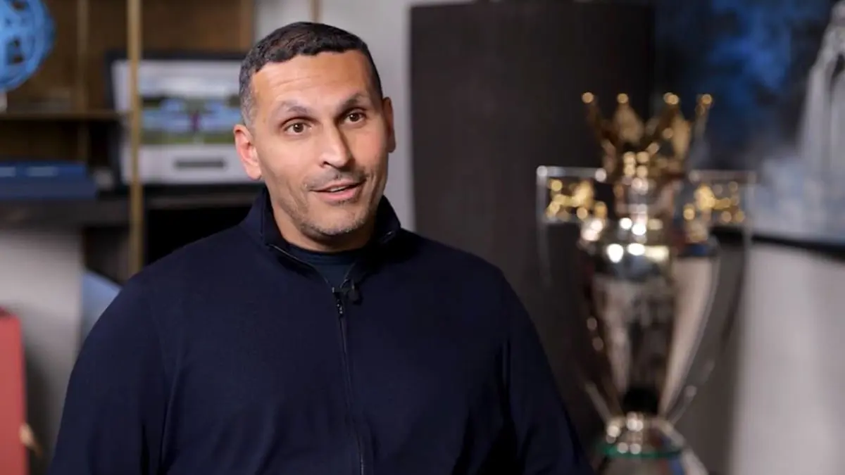 خلدون المبارك يكشف عن إنشاء تماثيل جديدة لتكريم 3 من أساطير مانشستر سيتي