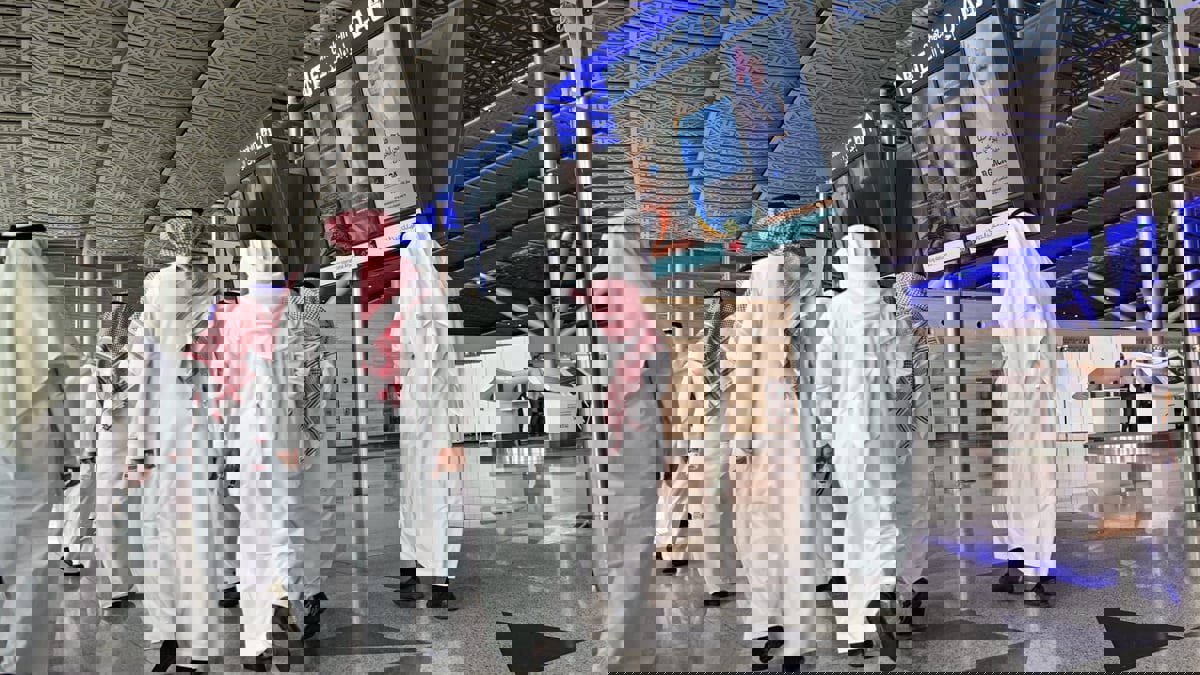 السعودية تتيح تأشيرة المرور للزيارة لجميع الجنسيات 