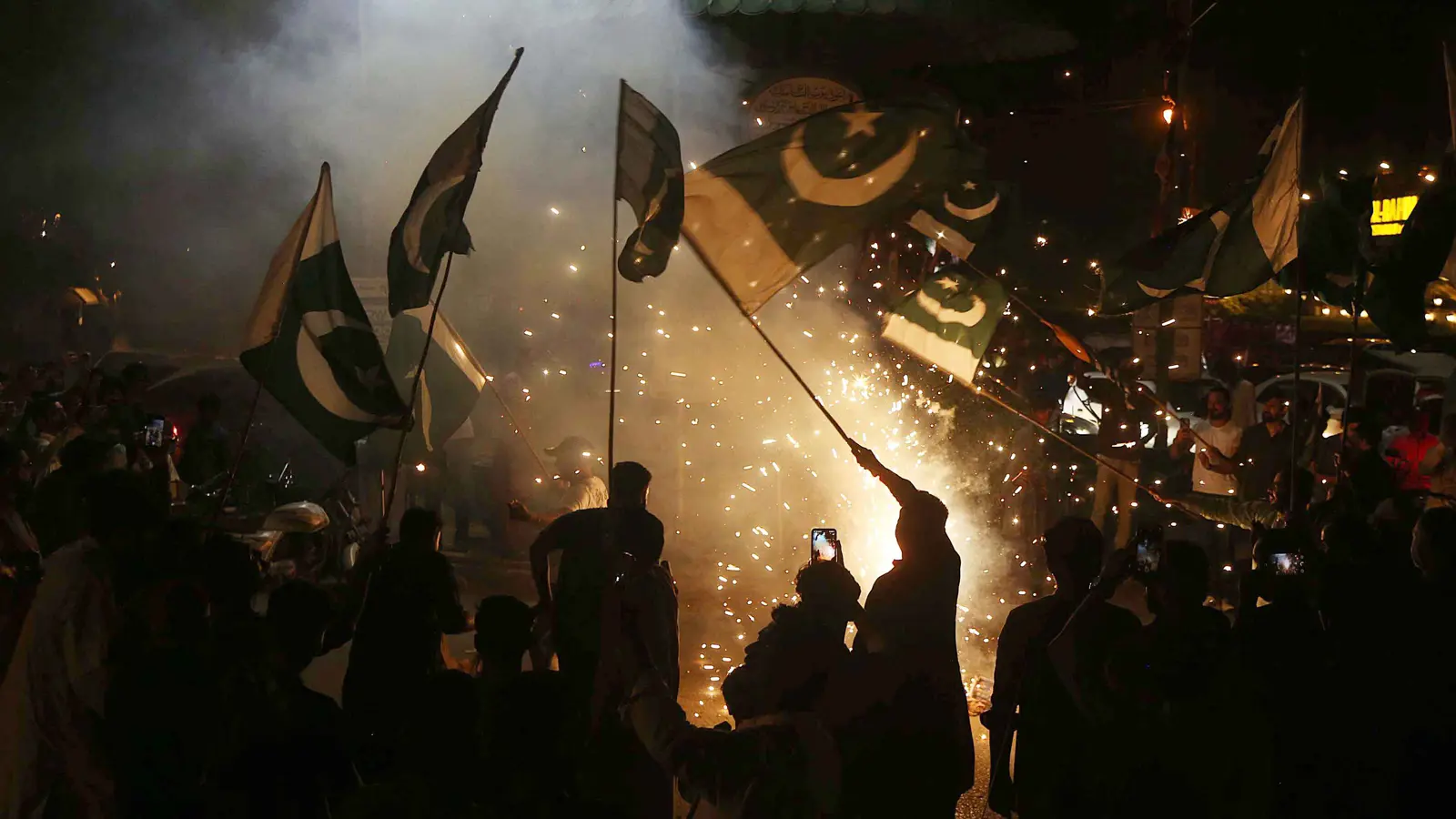 شهباز شريف يهنئ الأمة الباكستانية "بانتصارها" على الهند