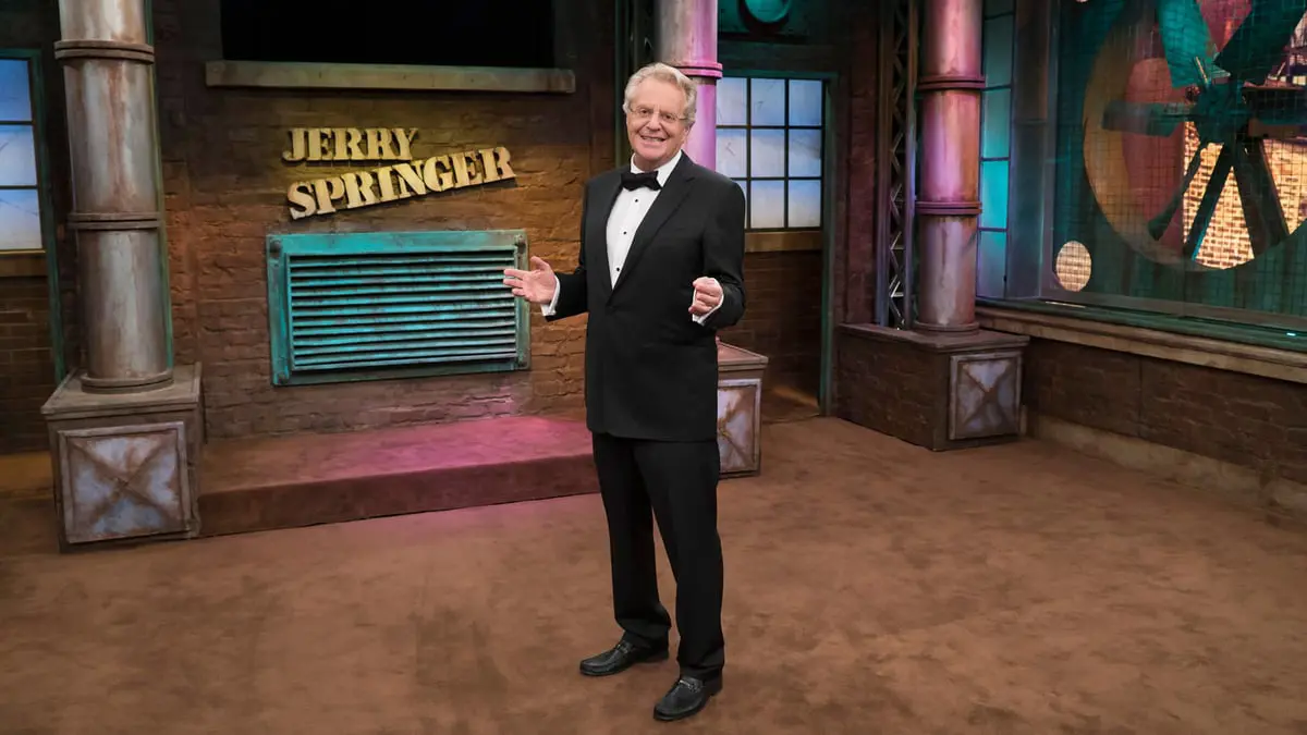 وفاة مقدّم البرامج الأمريكي الشهير جيري سبرينغر