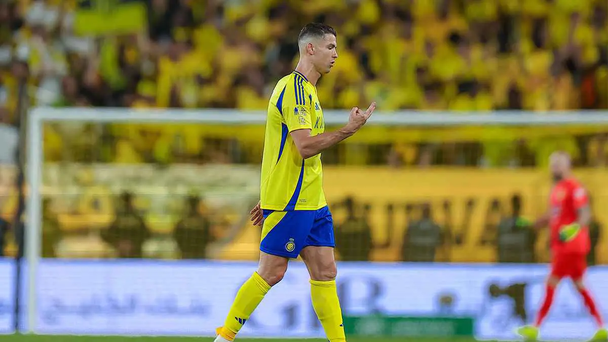 إذا رحل فالنصر سيحقق بطولات.. محمد الدعيع يشن هجوما على رونالدو (فيديو)