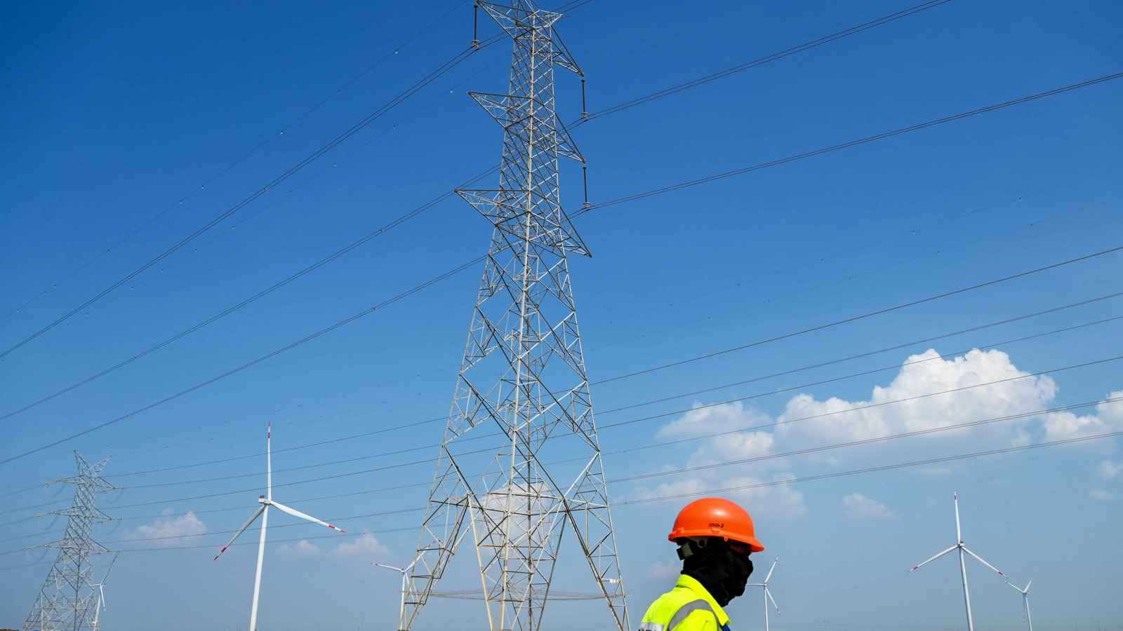 تجنبا لـ"أهواء بوتين".. دولتان أوروبيتان توقعان شراكة في مجال الطاقة