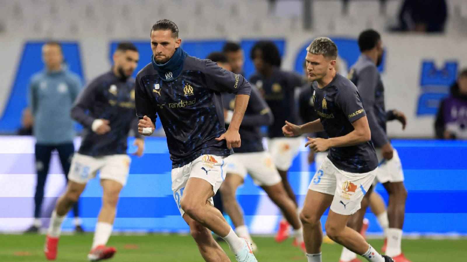 بسبب لافتات مسيئة.. والدة "رابيو" تلجأ للقضاء ضد باريس سان جيرمان