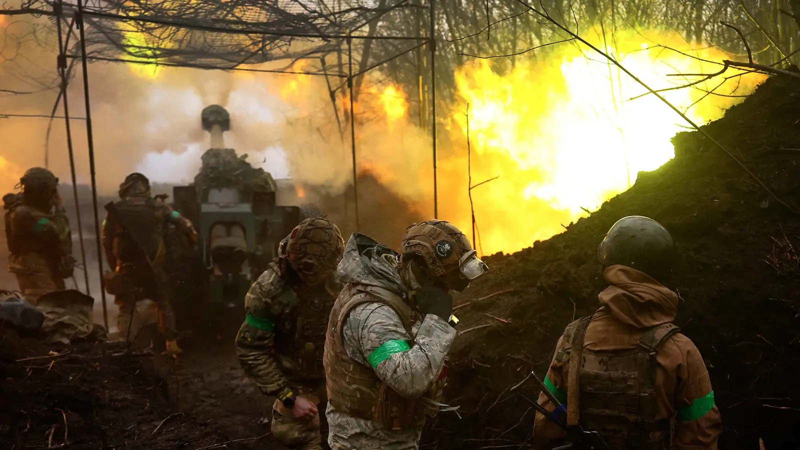 بعد التصعيد بين ماكرون وبوتين.. هدنة أوكرانيا تواجه اختبارا صعبا