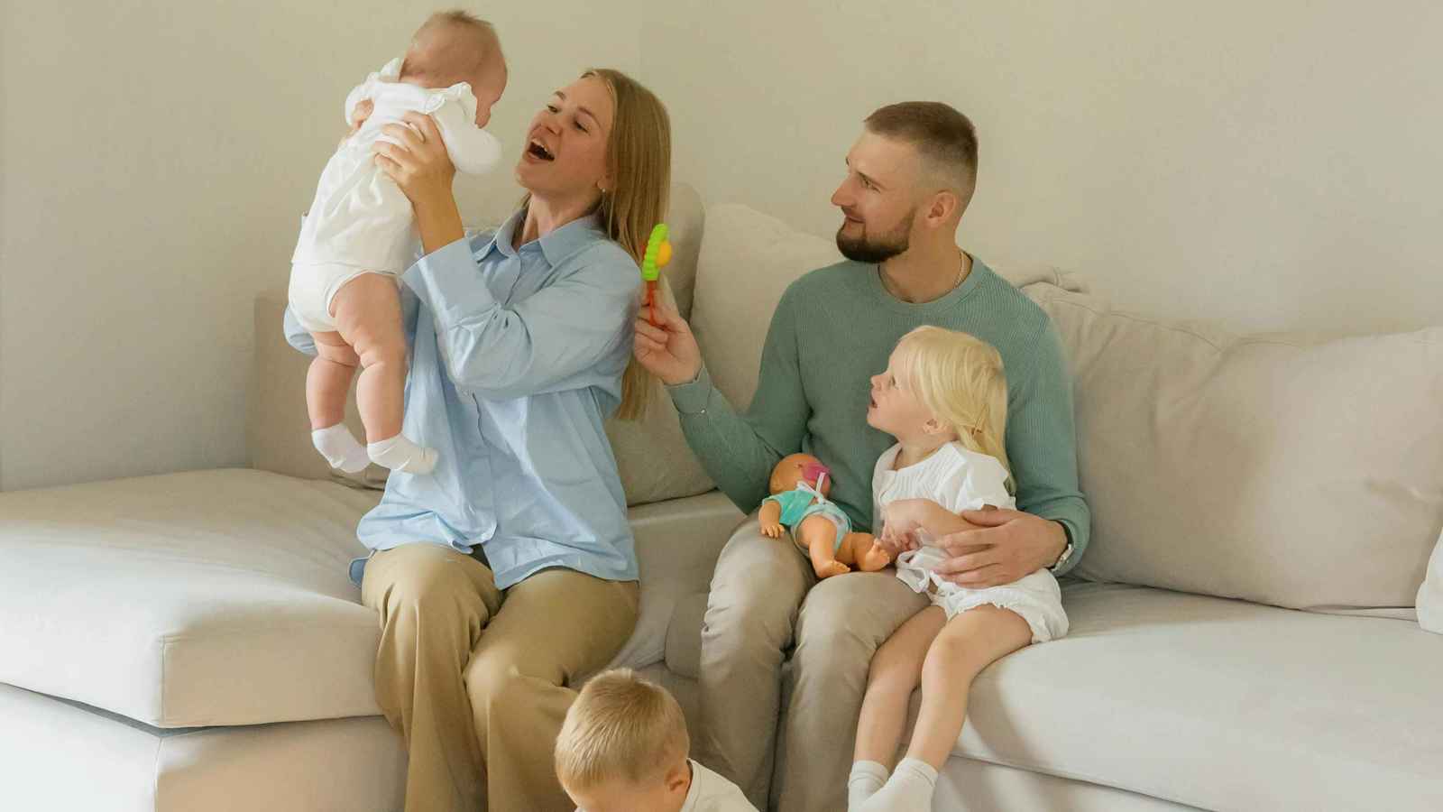 منها اللعب مع الأطفال.. أنشطة يومية تسهم في خسارة الوزن